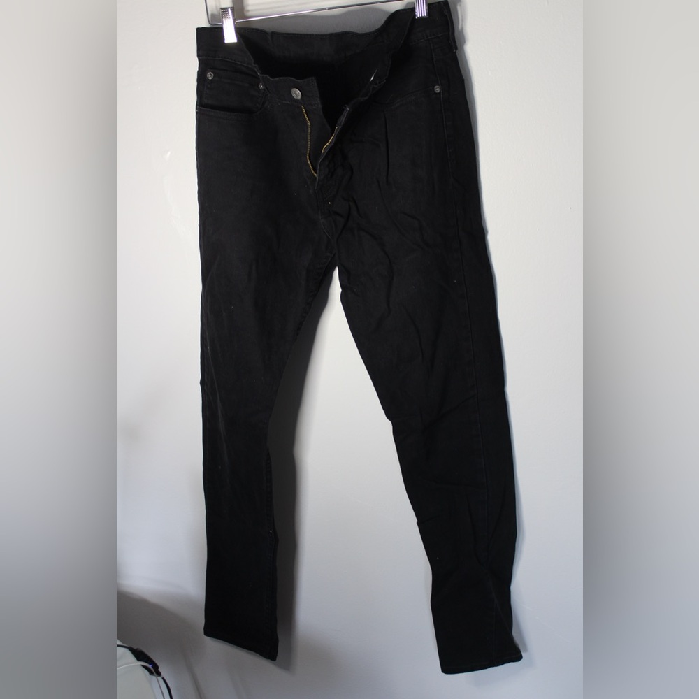 Levi 512s black men’s size 32x34